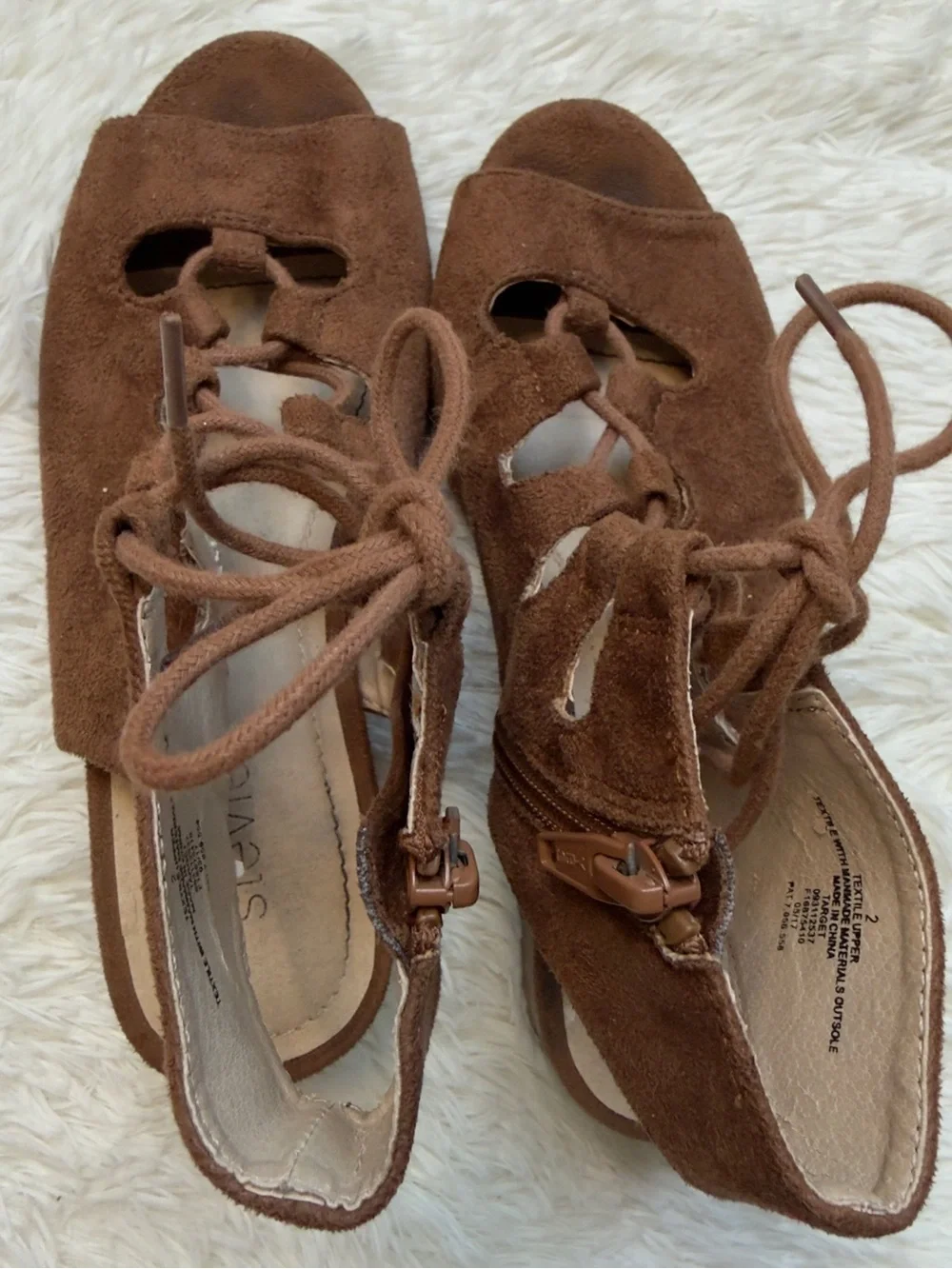 Stevies Brown Faux Suede Lace-Up Block Heel Sandals Girls Size 2